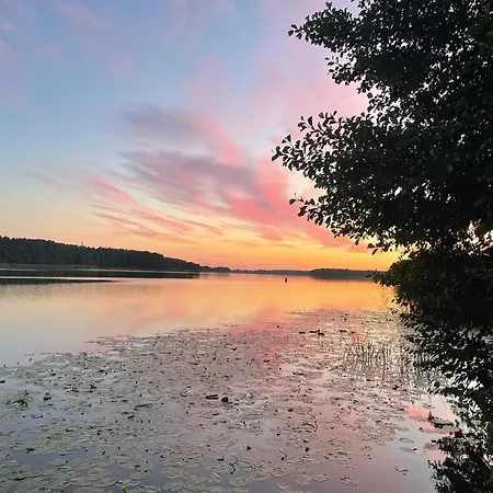 Lakeside Promenade View By Bookinghost * 奥斯特罗达