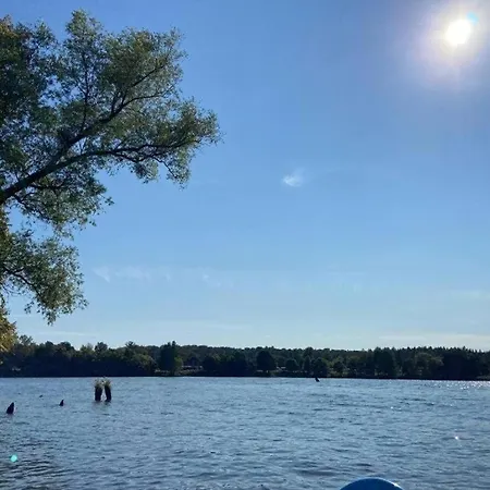 Lakeside Promenade View By Bookinghost 奥斯特罗达